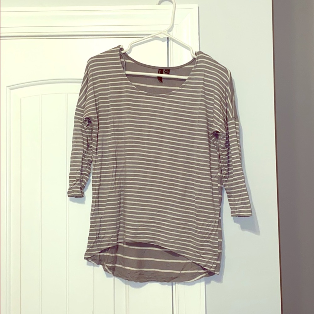 Size S Cynthia Rowley 3/4 length top